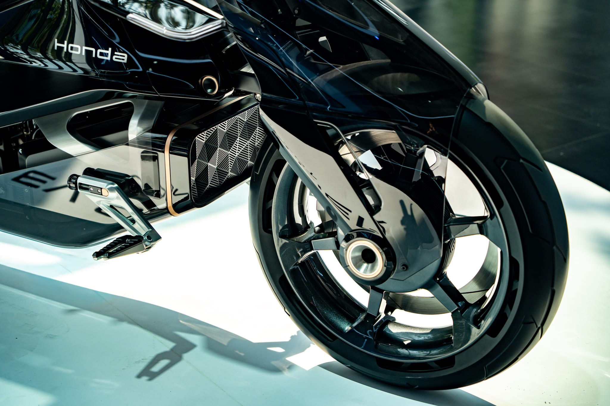 EV Outlier Concept (12)